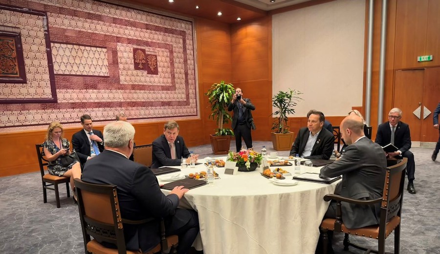 imagen de Ucrania y Rusia inician en Estambul las primeras conversaciones directas desde 2022 con la ausencia de Vladimir Putin