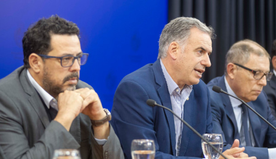 imagen de "Salimos fortalecidos": Gobierno alcanzó acuerdo con el Grupo Vía Central tras incumplimiento de la gestión Lacalle