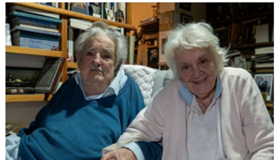 imagen de Mujica: inseparable, el ser humano y el político. Esteban Valenti
