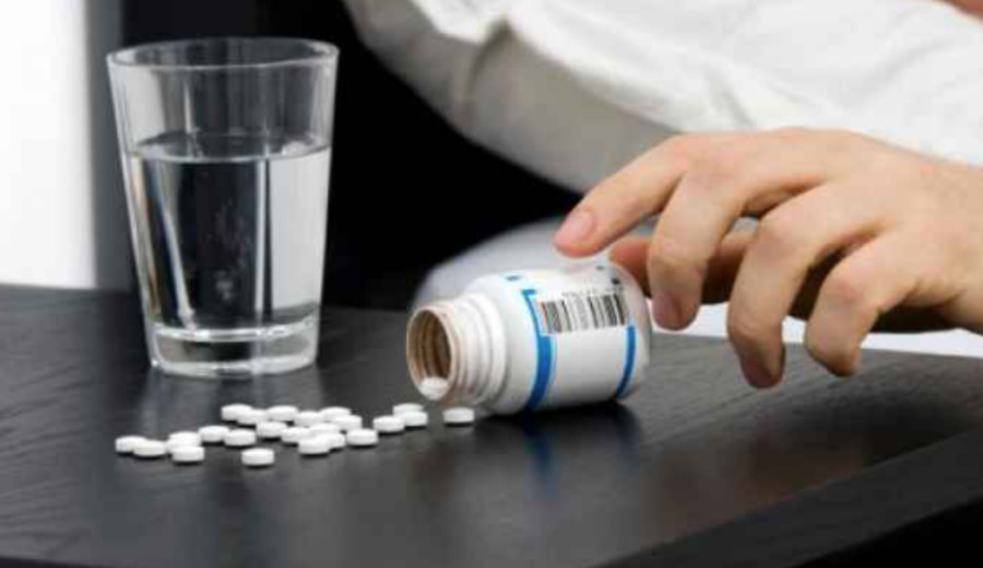 imagen de Ojo con la pastillita para dormir… François Graña