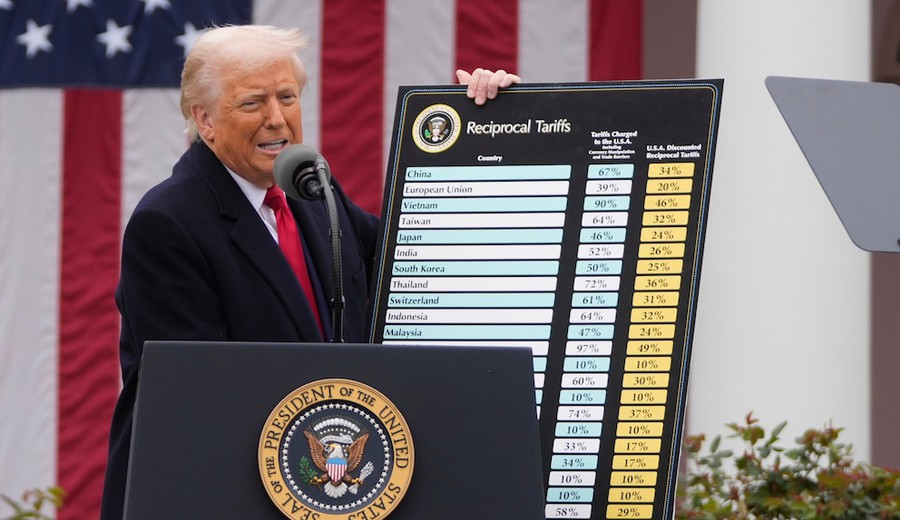 imagen de “Excedió su autoridad”: Tribunal de Comercio de EEUU   bloqueó los aranceles “recíprocos” de Donald Trump