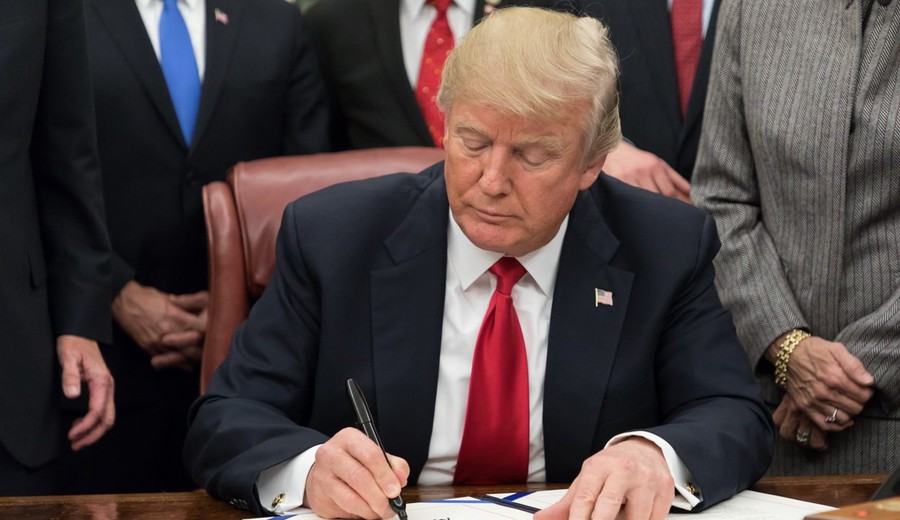 imagen de Trump y las deportaciones a terceros países: otro frente en su pulso con el poder judicial de EEUU