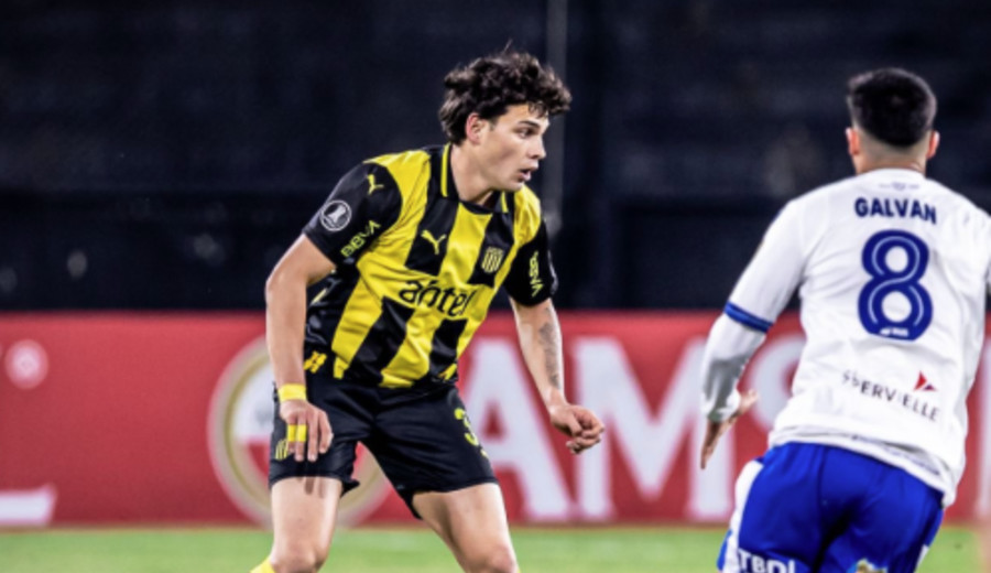 imagen de Peñarol, de discreto partido, empató 0-0 con Vélez Sarsfield y terminó segundo por saldo de goles