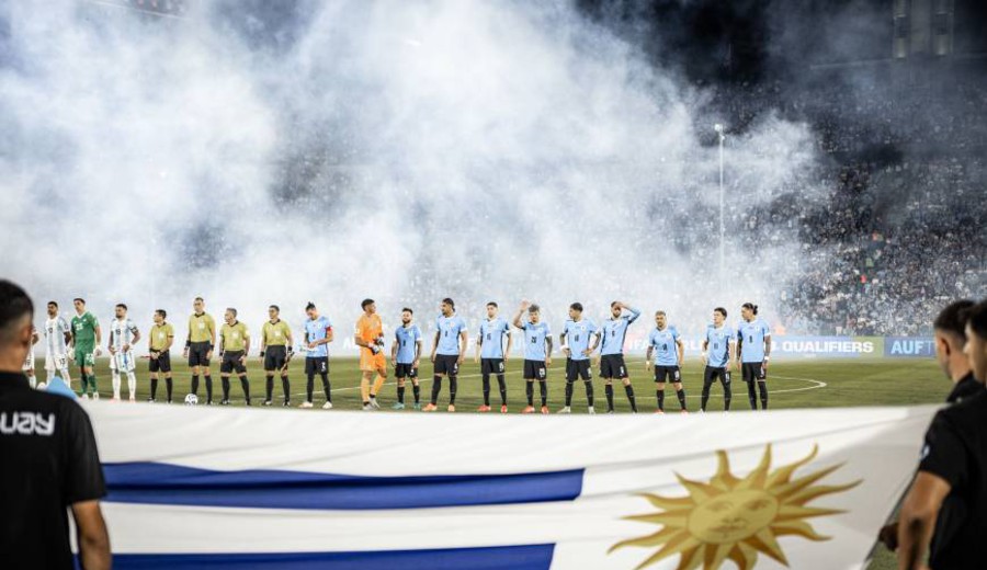 imagen de Uruguay enfrenta a Paraguay en Asunción para mantenerse en zona de clasificación al mundial 2026