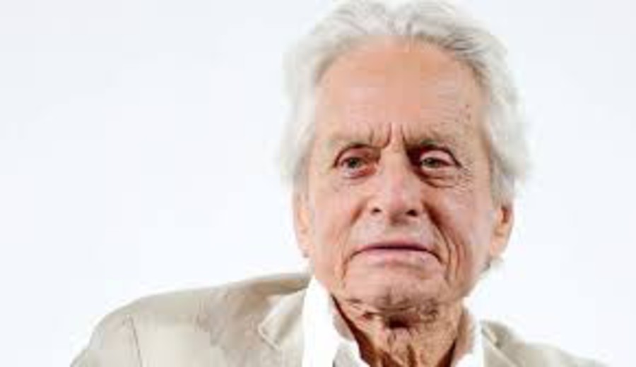 imagen de El actor Michael Douglas pide disculpas: “Me avergüenzo de mi país”