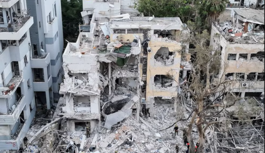 imagen de Los israelíes, conmocionados por los bombardeos iraníes, se preparan para un nuevo tipo de guerra