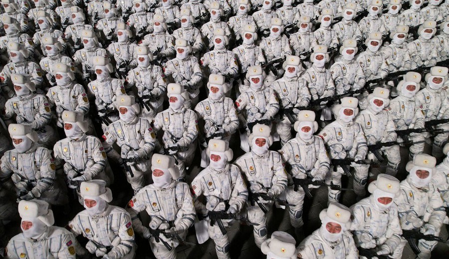 imagen de Ejército de 25.000 norcoreanos se dirige a Rusia para construir el mayor ejército de drones kamikaze
