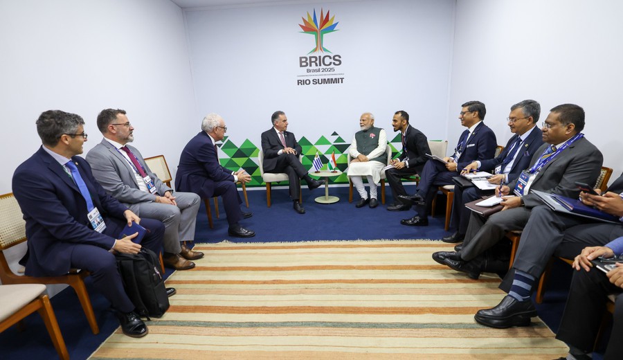 imagen de Primer ministro de India confirmó a Orsi la apertura de una embajada en Uruguay