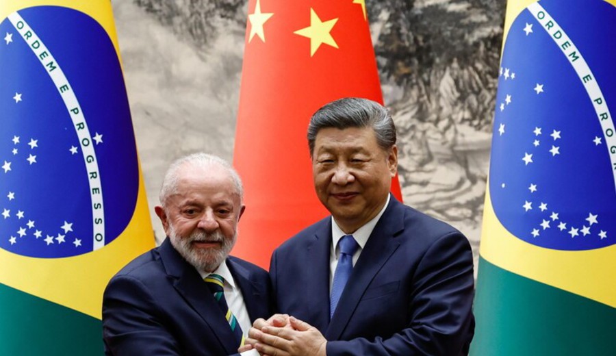 imagen de China sale en defensa de Brasil: "coerción e injerencia"