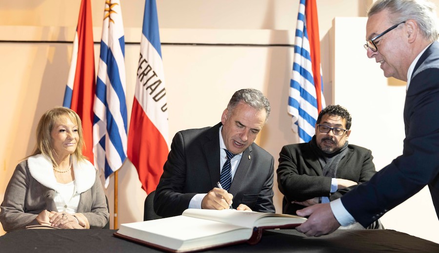 imagen de Uruguay está dispuesto a hacer cambios en su pasaporte luego del rechazo de Francia y Alemania