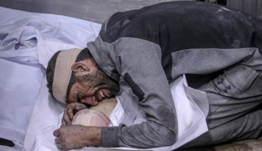 imagen de Ataque israelí a la Iglesia de la Sagrada Familia en Gaza