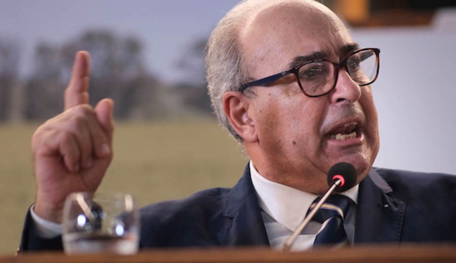 imagen de Fratti, en medio de polémica por exportación de ganado en pie, anunció apertura de mercados: Ucrania, Catar y Filipinas