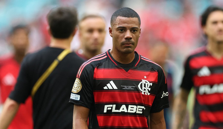imagen de “Lesión crónica e irreparable”: la dura afirmación del médico del Flamengo sobre De La Cruz y la respuesta del uruguayo
