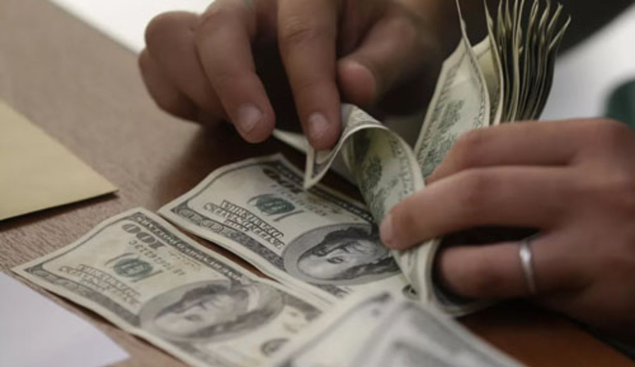 imagen de "Advertencia del mercado": el aumento del dólar siembra alertas sobre el programa económico de Milei