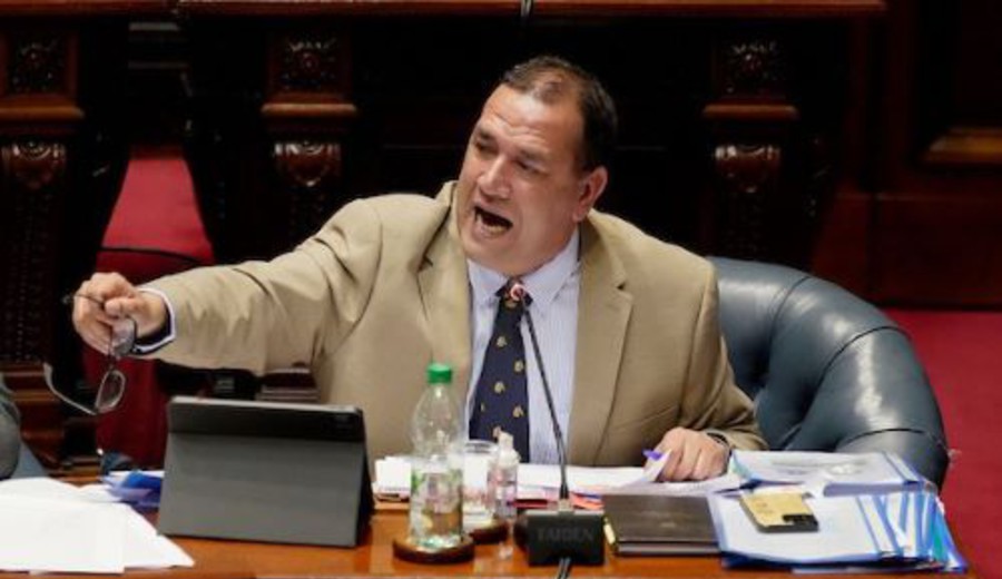 imagen de “Puto de mierda”, el exabrupto del senador blanco Sebastián da Silva en la interpelación a Fratti