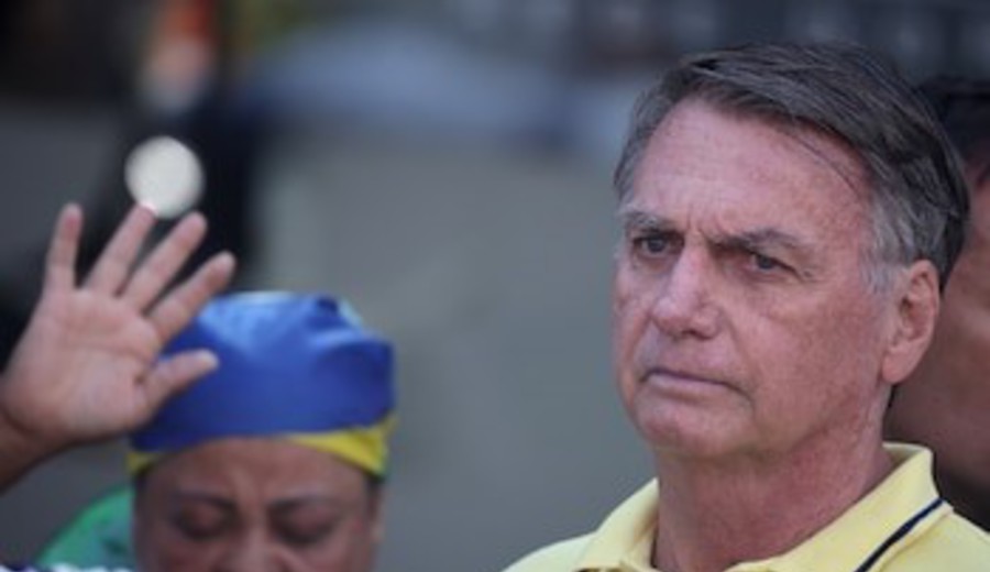 imagen de La Justicia de Brasil dio un plazo de 48 horas a Jair Bolsonaro para justificar su intento de asilo en Argentina