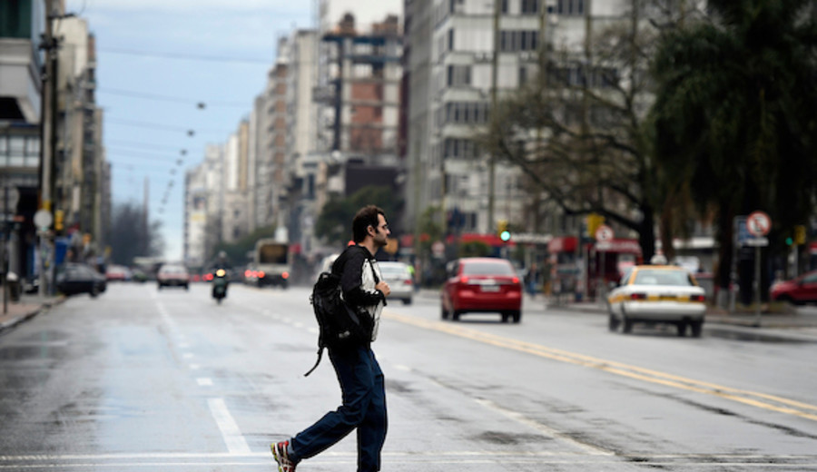 imagen de Gobierno abandona idea de tranvía y se inclina por plan para el transporte metropolitano con ómnibus articulados