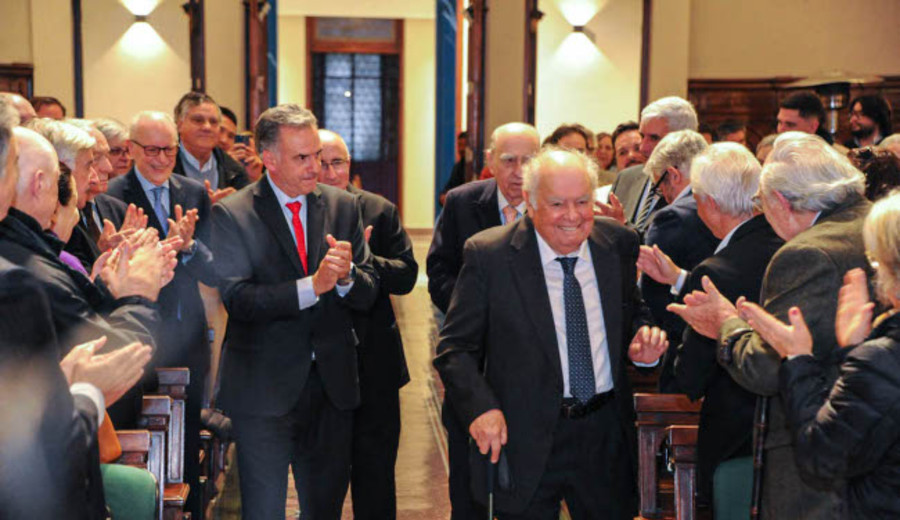 imagen de Orsi participó en entrega de distinción Doctor Honoris Causa a Enrique Iglesias por su destacada carrera