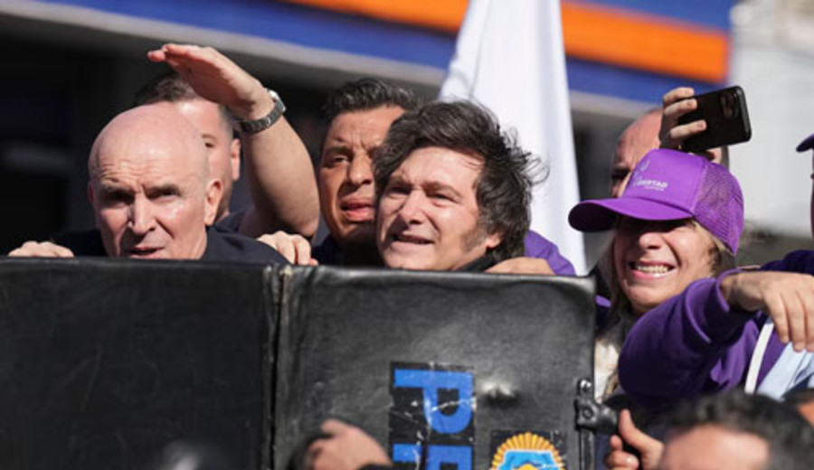 imagen de Crecen los incidentes en campaña Argentina: el Gobierno mantiene los actos y admite que violencia los beneficia