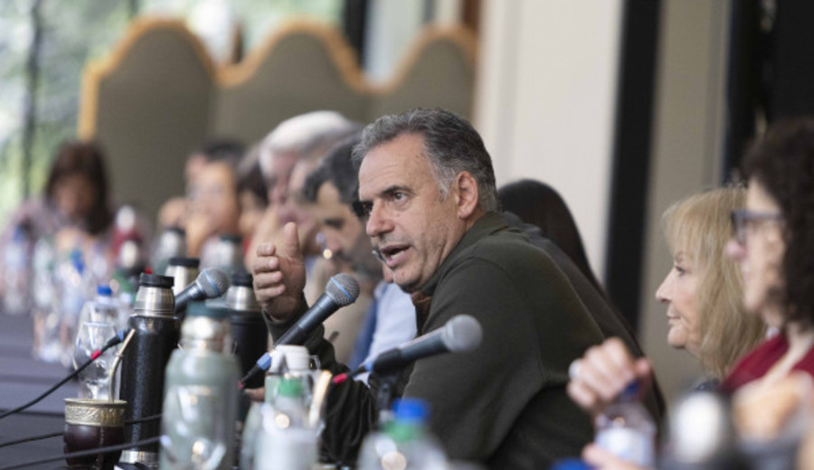 imagen de Orsi presentó Presupuesto Nacional a legisladores del FA