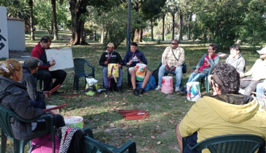 imagen de AEBU en trama comunitaria