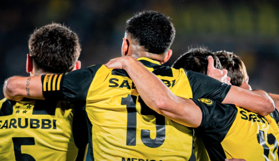 imagen de Peñarol dio vuelta un partido adverso, venció 3-1 a Cerro Largo y sigue primero en el Clausura