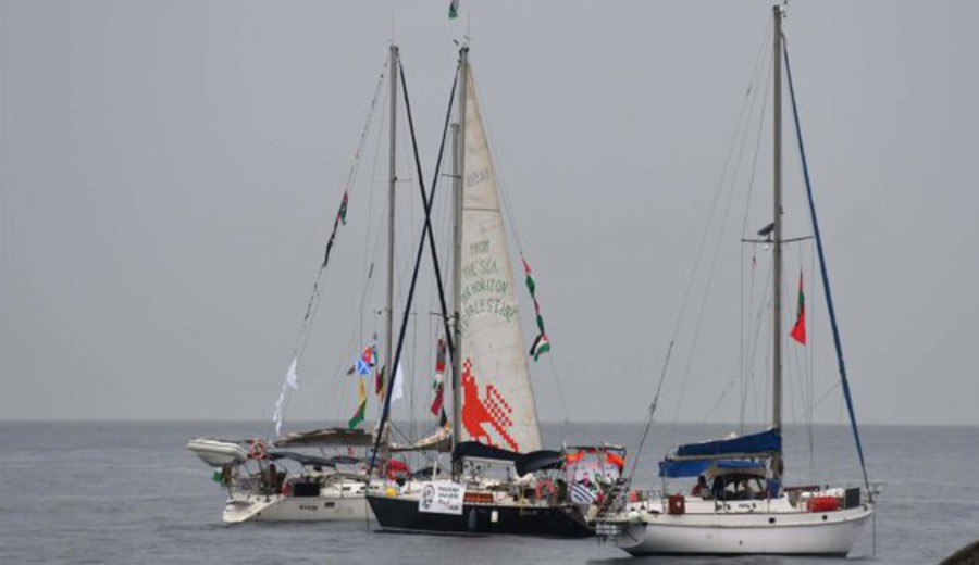 imagen de La Global Sumud Flotilla denuncia "operación intimidatoria" de un buque de guerra de Israel contra dos de sus barcos
