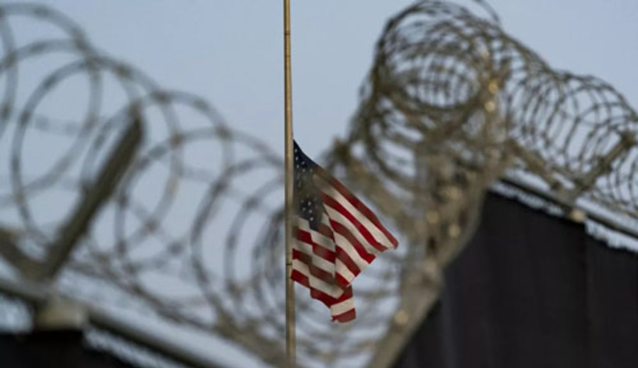imagen de Migrantes presos en base de EEUU en Guantánamo sufrirían "signos de deterioro y ruina"