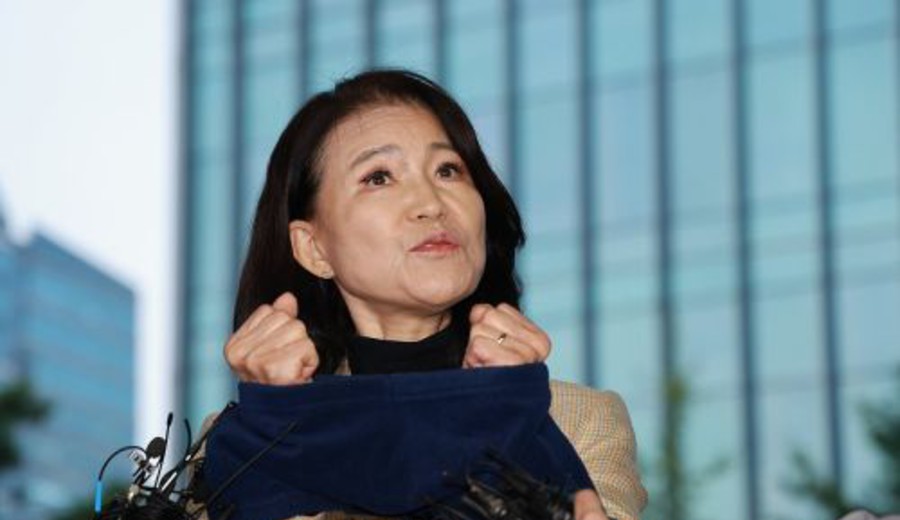 imagen de Corea del Sur: La exjefa de la KCC pide al tribunal que revise la legalidad de su detención