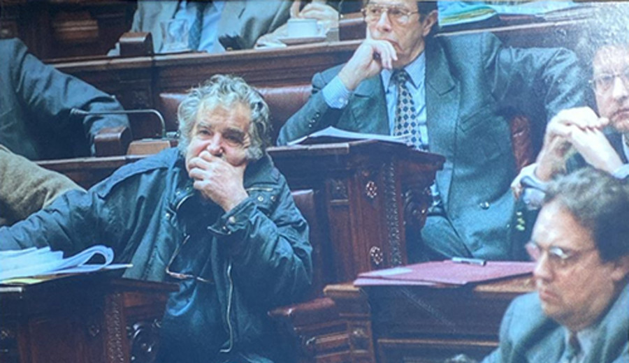 imagen de Mujica y la muerte de los presidentes. Rúben H. Díaz