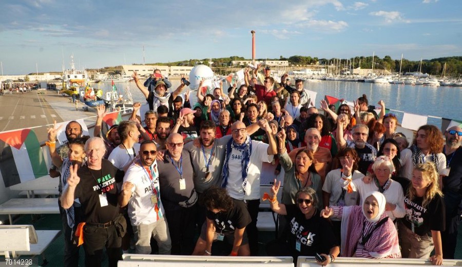 imagen de Israel traslada a una prisión en el desierto del Négev a los activistas de la Flotilla de la Libertad