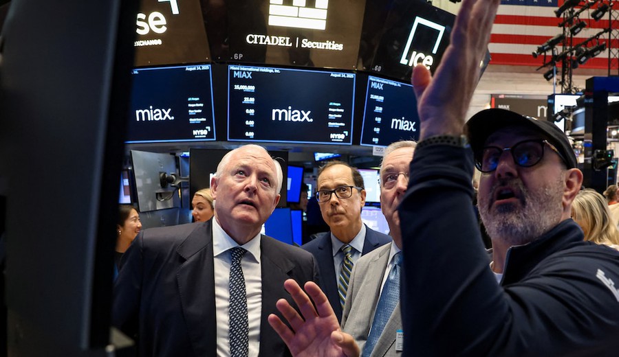 imagen de El desplome de Wall Street interrumpió la recuperación de las acciones argentinas, que cayeron hasta 10%