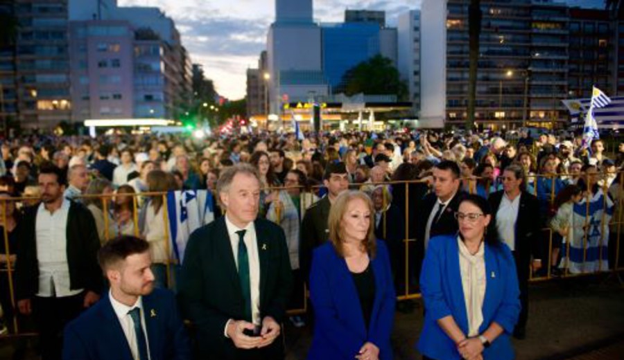 imagen de La presidenta en ejercicio, Carolina Cosse, asistió a homenaje a las víctimas del ataque terrorista de Hamas