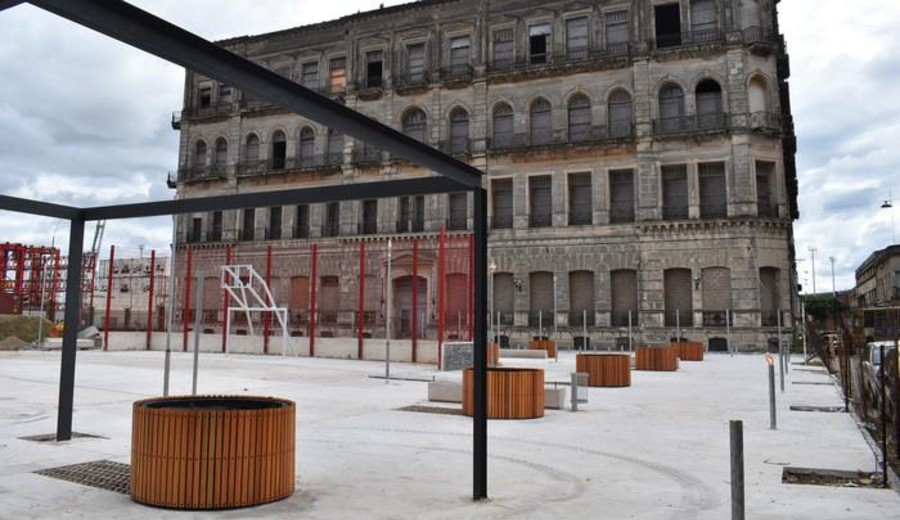 imagen de Montevideo: vecinos de Ciudad Vieja aseguran que Intendencia canceló proyecto de viviendas en Plaza de Deportes nº1
