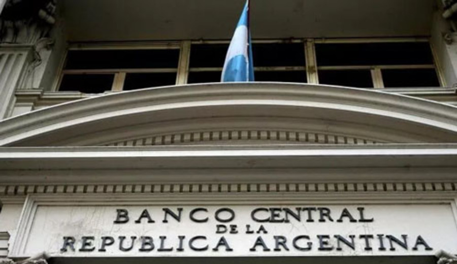 imagen de Argentina anuncia la firma de "un acuerdo de estabilización cambiaria" con EEUU