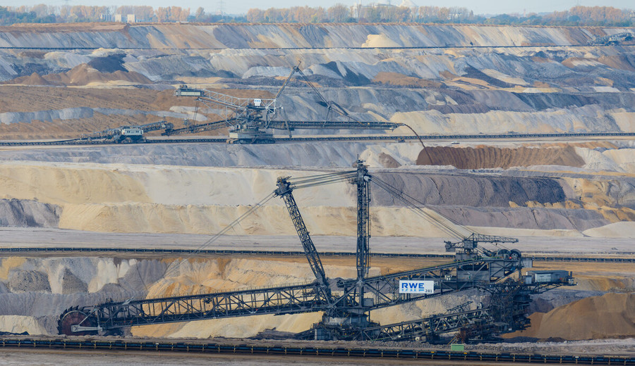 imagen de Alemania necesita las tierras raras de China a cualquier precio, incluso entregarle el futuro de su economía