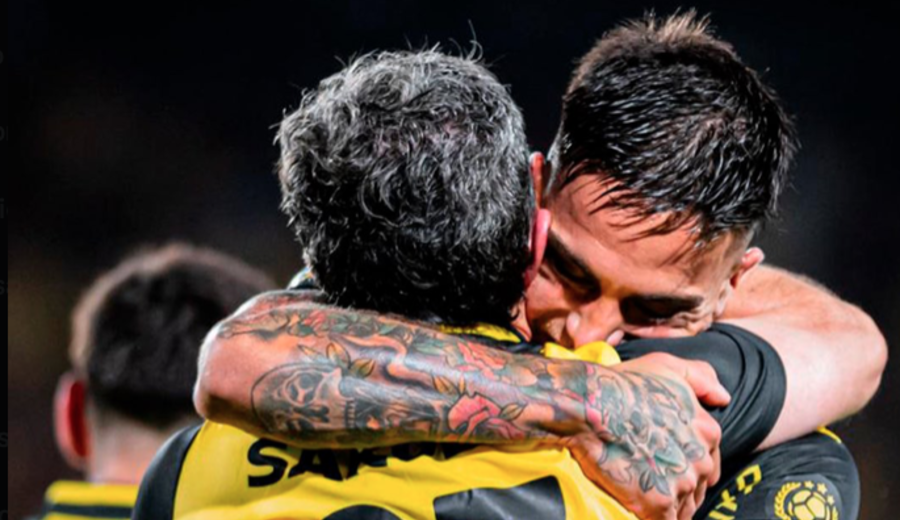 imagen de Peñarol se coronó campeón del Clausura tras derrotar a Defensor Sporting 2-1