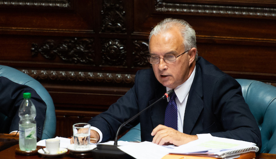 imagen de Falleció el exsenador del Frente Amplio Rubén Martínez Huelmo