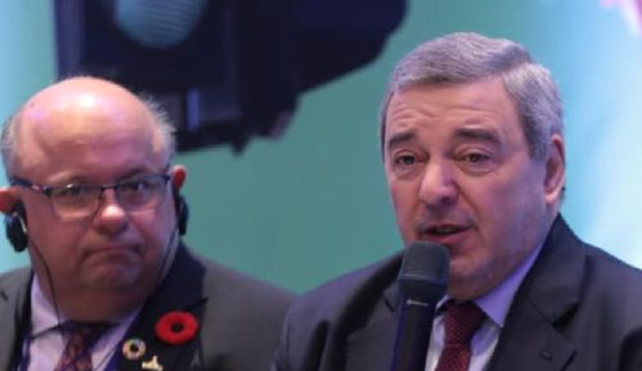 imagen de Intendente Bergara participa en Foro de Líderes Locales