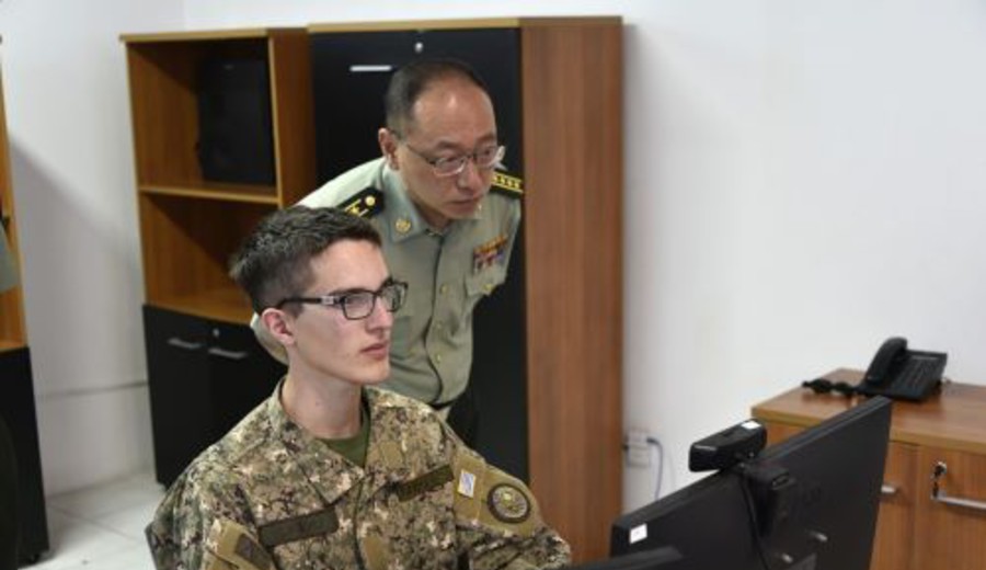 imagen de Delegación de China visitó la Unidad de Ciberdefensa del Ejército