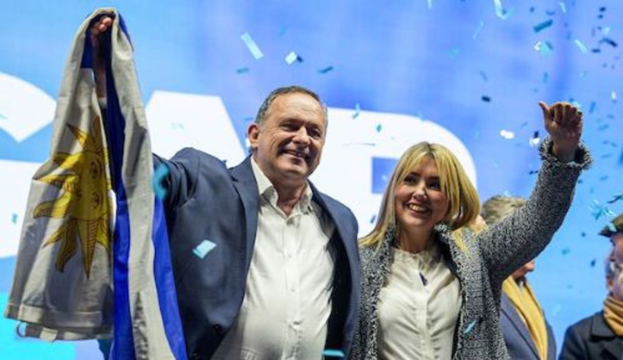 imagen de Cobro de facturas en autocrítica blanca