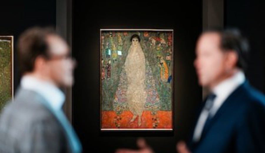 imagen de Una pintura de Klimt se vendió por U$S 236 millones y es la obra más cara de arte moderno subastada