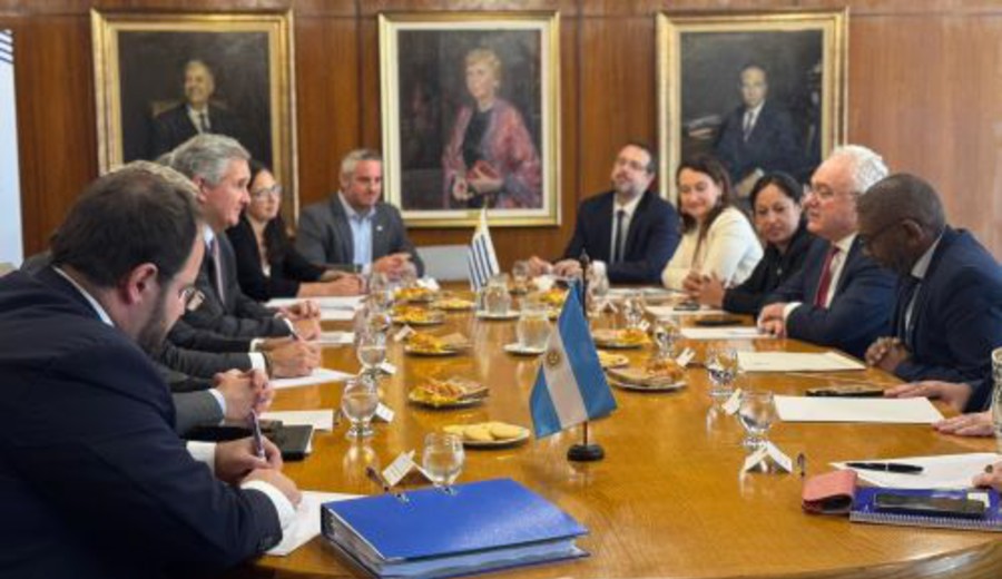 imagen de Uruguay y Argentina acuerdan mantener diálogo permanente por planta de hidrógeno verde en Paysandú