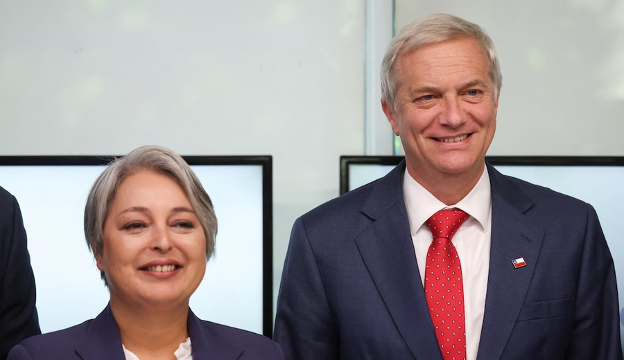 imagen de Balotaje en Chile: Jeannette Jara y José Antonio Kast disputan la presidencia en jornada clave para el futuro del país