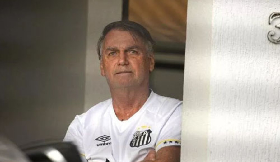 imagen de Bolsonaro podría requerir nuevos procedimientos médicos, informa su hijo