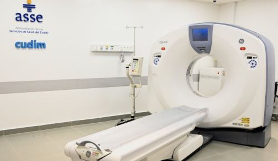 imagen de Se inauguró el tomógrafo del hospital de Salto: “Cuando hablamos de salud, hablamos de tiempo”, dijo presidente de ASSE
