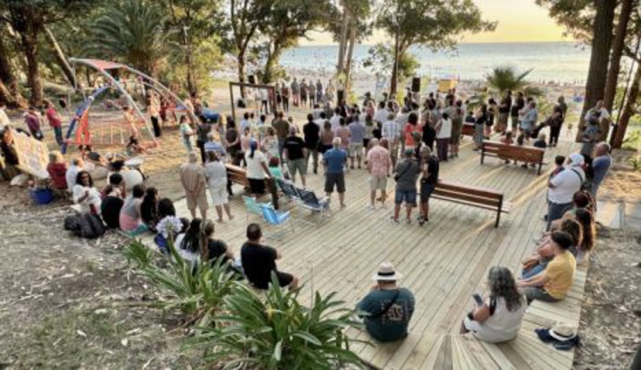 imagen de Se inauguró nueva terraza-mirador en el mejor punto de la Playa Mansa de Atlántida