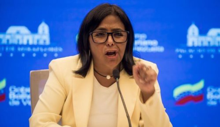 imagen de Delcy Rodríguez juró "con dolor" como presidenta interina