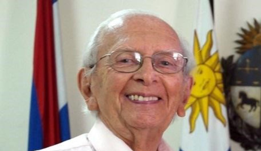 imagen de Simplemente genial: poema de Daniel Vidart sobre Venezuela escrito en 1978