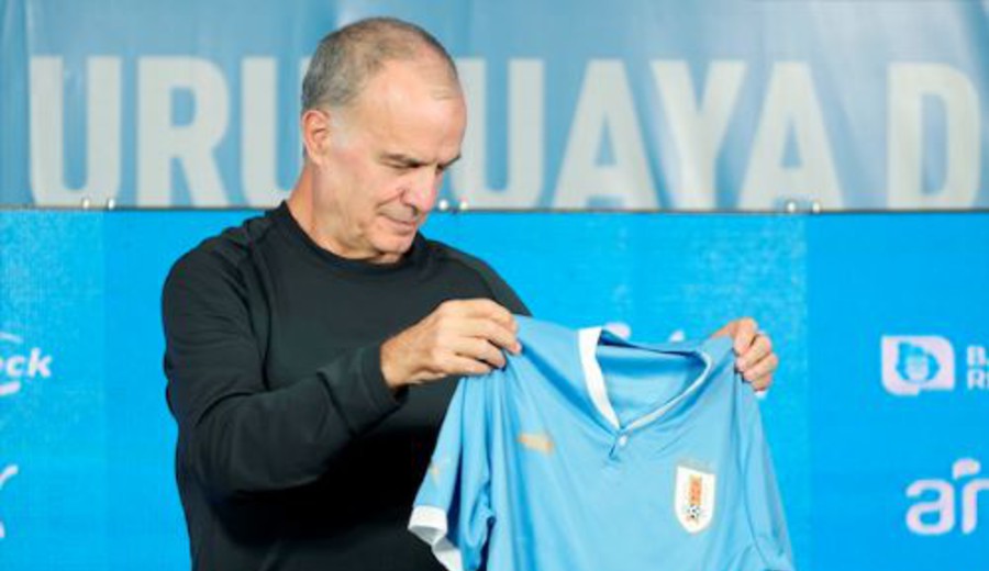 imagen de Uruguay cayó un puesto en el ranking FIFA: el más bajo en la era Bielsa